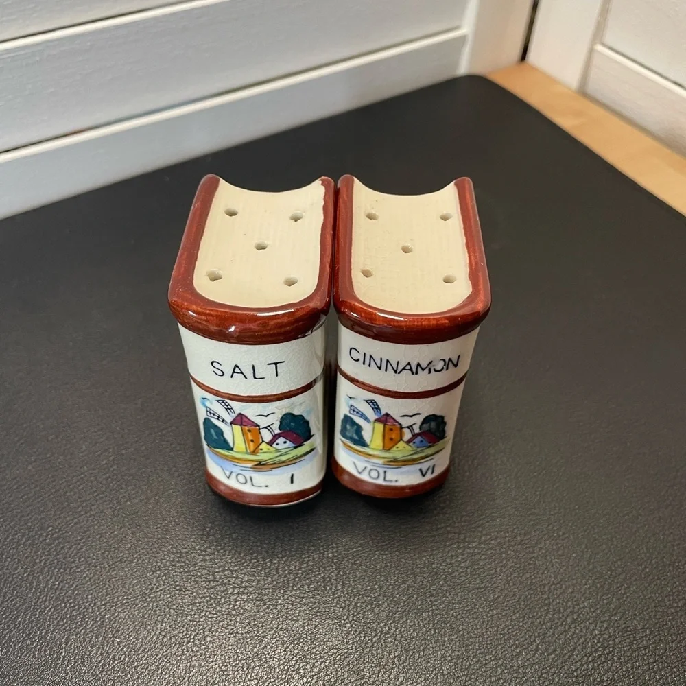 Vintage Book-Style Salt and Cinnamon Shakers